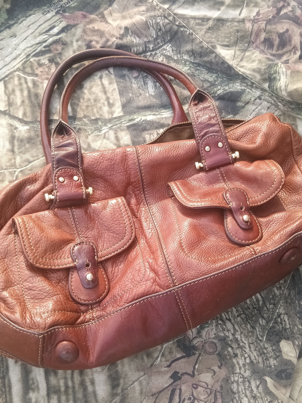 Liz Claiborne Leather Womens Brown Satchel Handbag